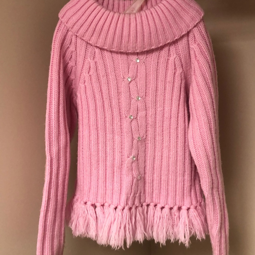 Girl’s sweater